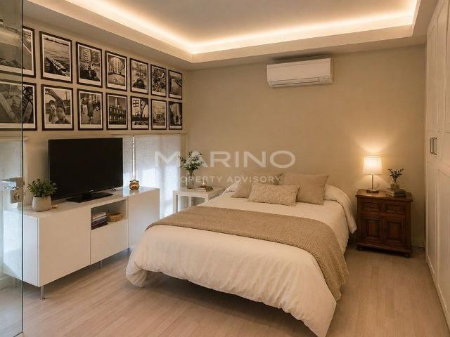 Local comercial en venta en plaza De la República, Barcelona, de 348 m² 2 habitaciones por 780.000
