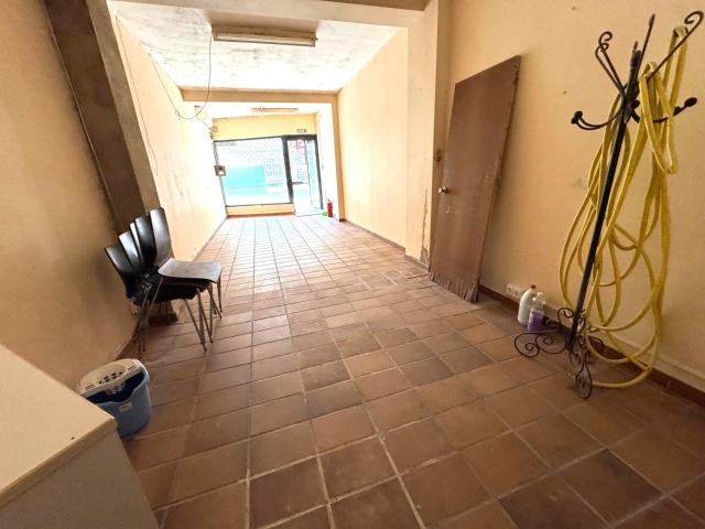 Local comercial en venta en pleno centro del pueblo