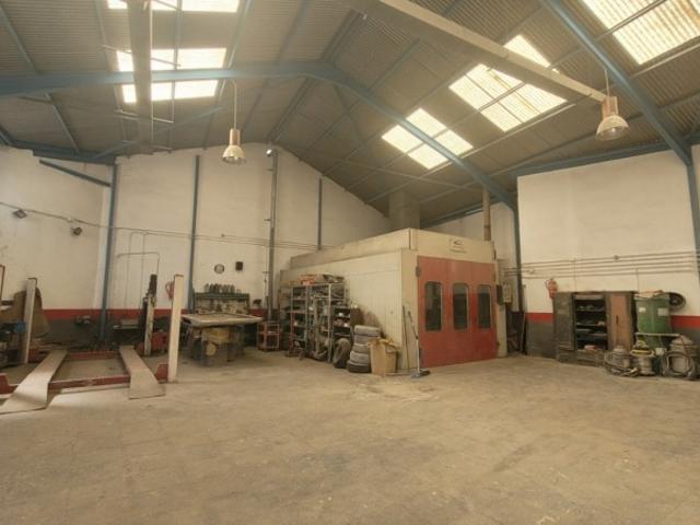 Local comercial en venta en Puertollano, CAÑAMARES