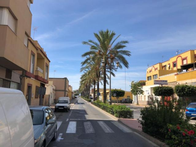 Local comercial en venta en Roquetas de Mar, Carretera Mojonera – Cortijos de Marín