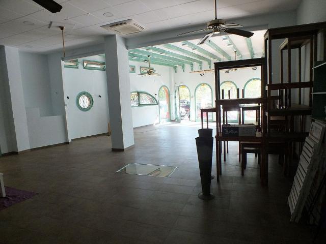 Local comercial en venta en Roses, de 163 m² por 390.000