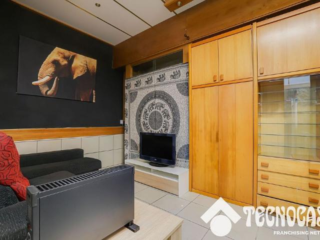 Local comercial en venta en rambla De Sant Jordi, Ripollet, de 41 m² 3 habitaciones por 75.000