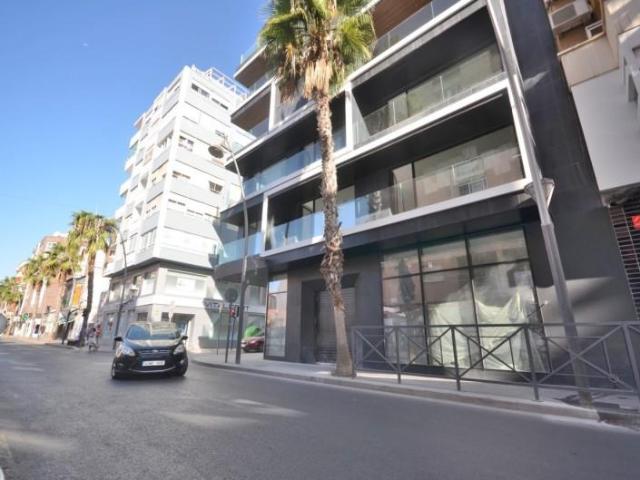 Local comercial en venta en Torrevieja, Centro