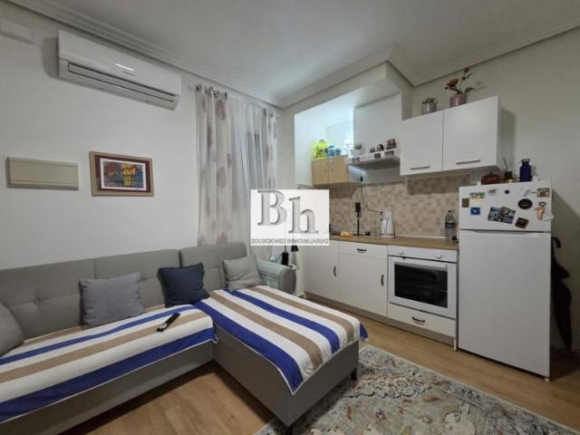Local comercial en venta en Torremolinos, C.C. Pablo Ruiz Picasso