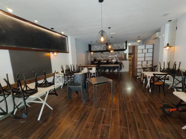 Local comercial en venta en Torremolinos, Centro. La Nogalera
