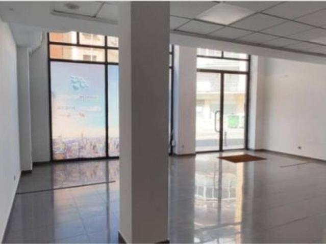 Local comercial en Venta en Tavernes De La Valldigna Valencia