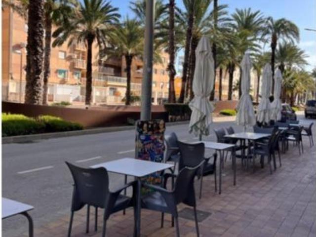 Local comercial en Venta en Tavernes De La Valldigna Valencia
