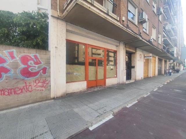 Local comercial en venta en Talavera de la Reina, Campo de Futbol