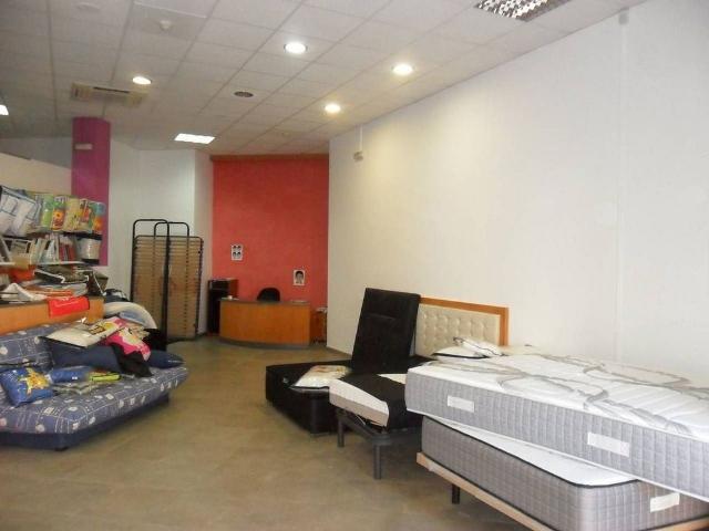 Local comercial en venta en Terrassa, de 100 m² por 85.000
