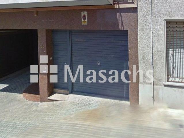 Local comercial en venta en Terrassa, de 184 m² 2 habitaciones por 110.000