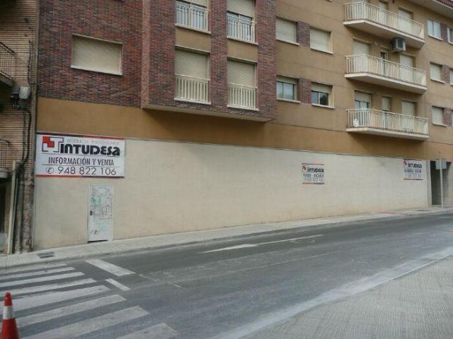 Local comercial en venta en Tudela, Calle Juan Antonio Fernández, 31500