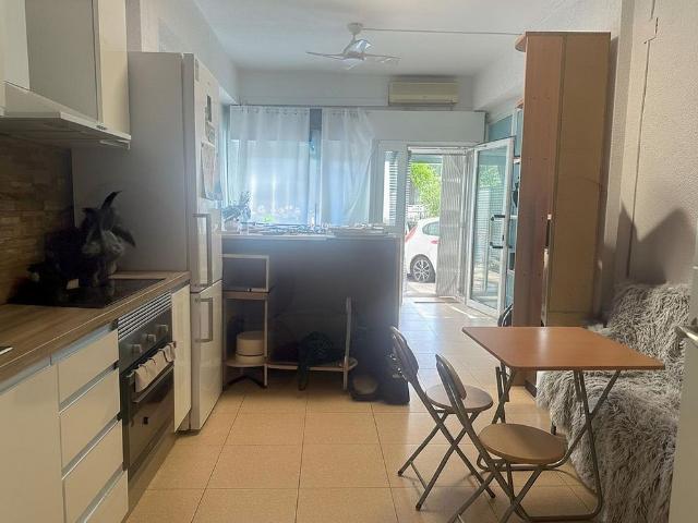 Local comercial en venta en urbanización Bloc Riu Clar, Tarragona, de 39 m² 1 habitación por 47.000