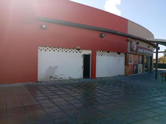 Local comercial en venta en Utrera, Utrera