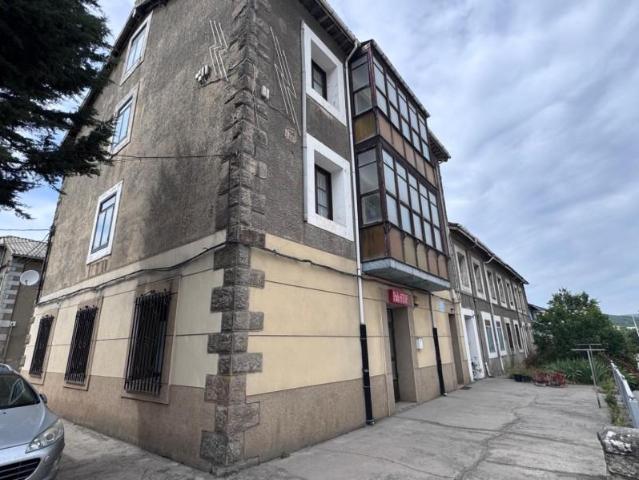 Local comercial en venta en Valdeolea, Valdeolea