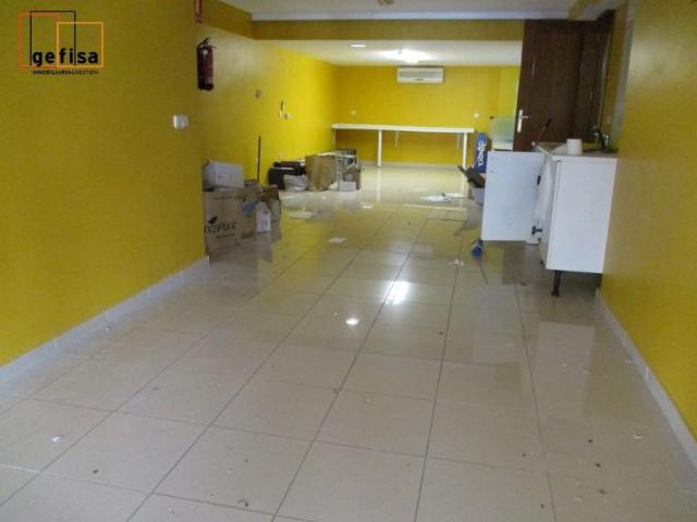 Local comercial en venta en Valdepeñas, 1ro De Julio