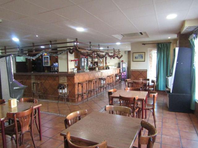 Local comercial en venta en Valdepeñas, Canal