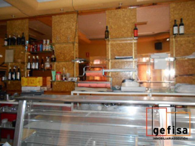 Local comercial en venta en Valdepeñas, Centro