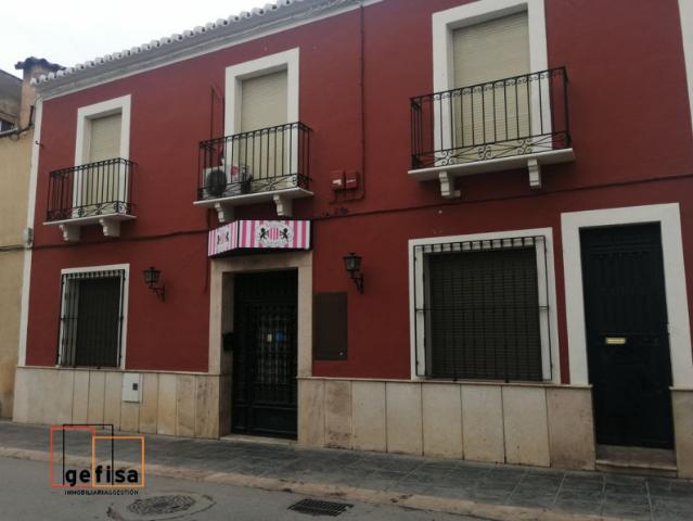 Local comercial en venta en Valdepeñas, Paseo de la Estacion