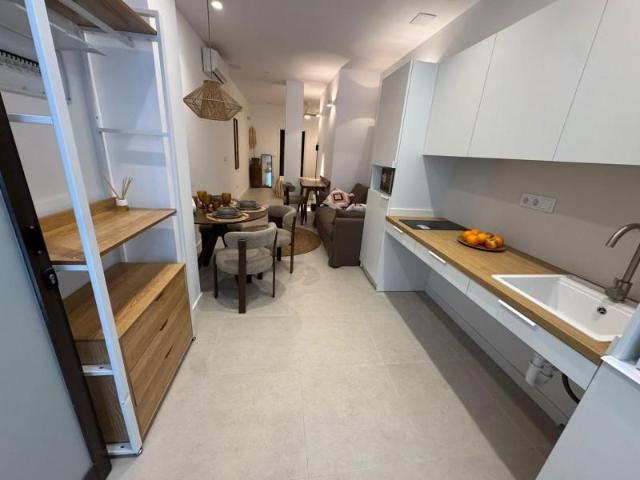 Local comercial en venta en Valencia, El Grau