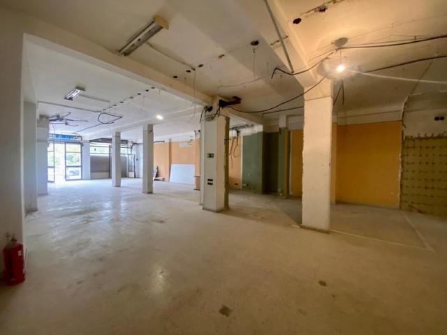Local comercial en venta en Valencia, La Petxina
