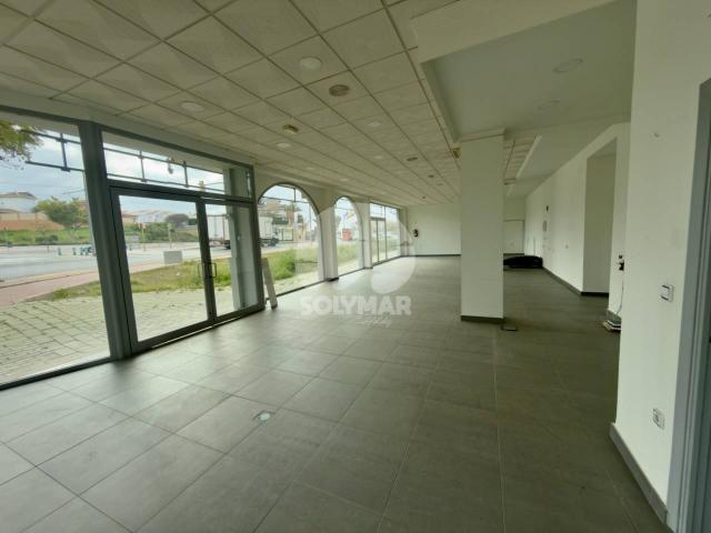 Local comercial en venta en Vélez Málaga