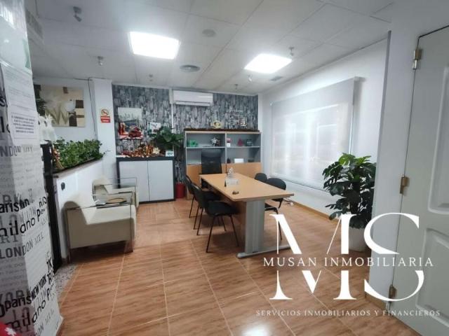 Local comercial en venta en Viator, Centro