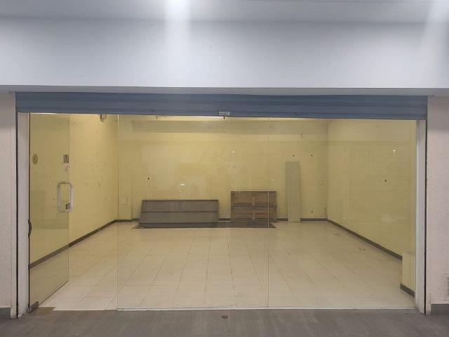 Local comercial en venta en Vilanova i La Geltrú, de 84 m² 2 habitaciones por 79.500