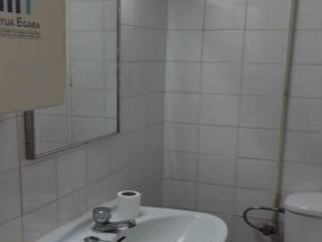 Local comercial en venta en Viladecans