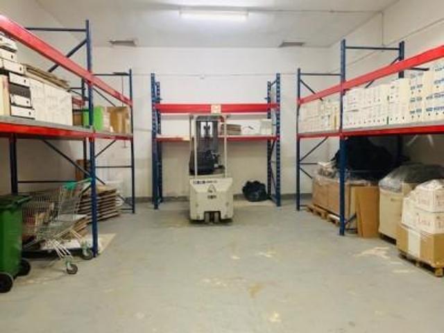 Local comercial en venta en Vilafranca del Penedès, Espirall