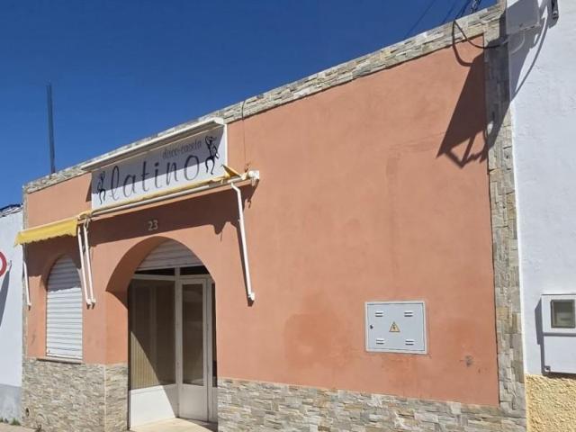 Local comercial en venta en Villafranca de los Barros, Pilar