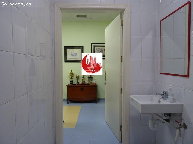 ¡Local comercial en Venta en zona Juan Fernández!
