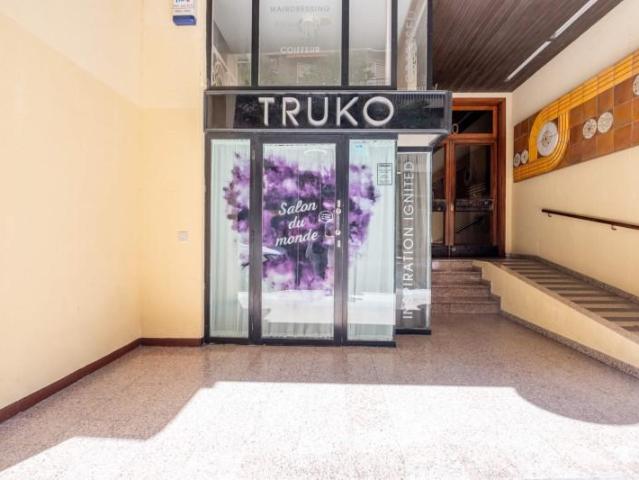 Local comercial en venta en Zaragoza, Doctor Cerrada