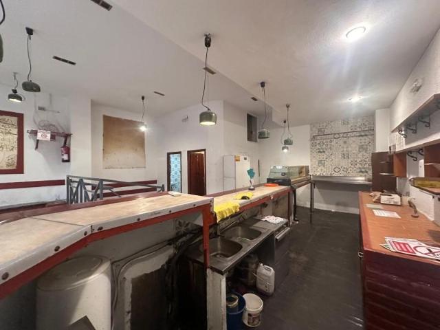 Local comercial en venta en Zaragoza, Universidad San Francisco