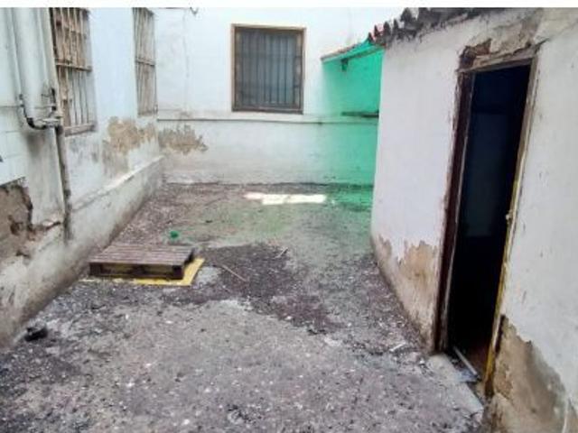 Local comercial en Venta en Zaragoza, Zaragoza