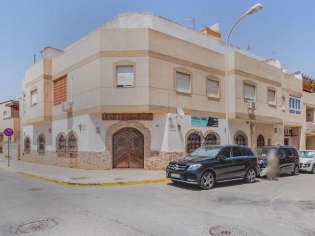 Local comercial en venta El Ejido