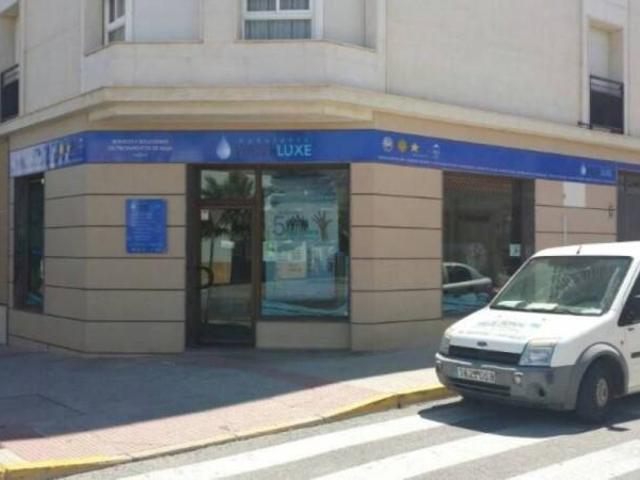 Local comercial en venta El Ejido