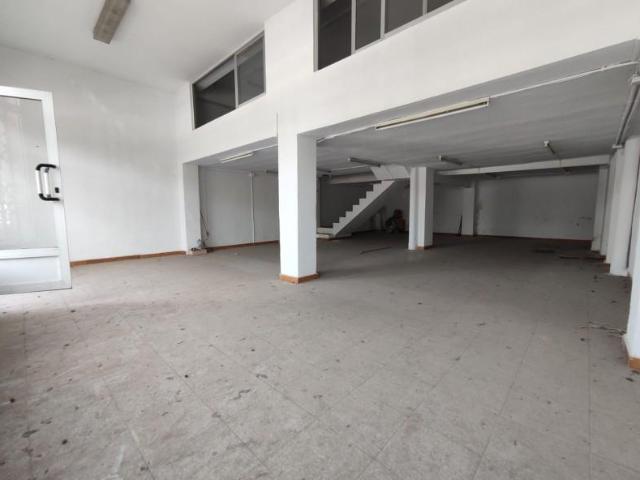 Local comercial en venta Elda