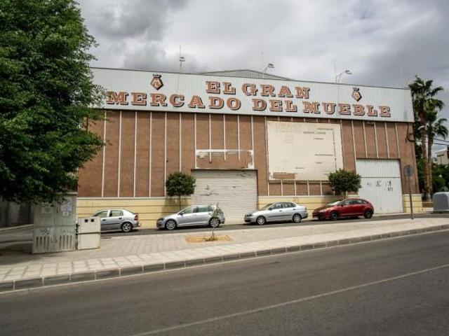 Local comercial en venta Elda