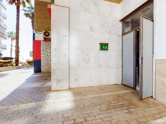 Local Comercial en venta, Este La Malagueta, Málaga