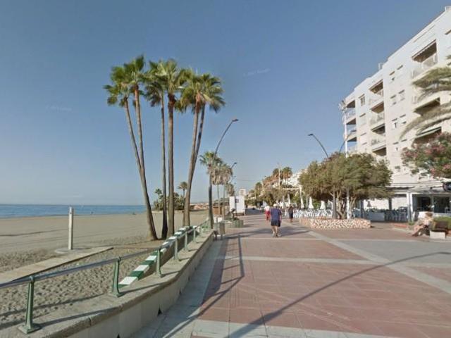Local comercial en venta Estepona