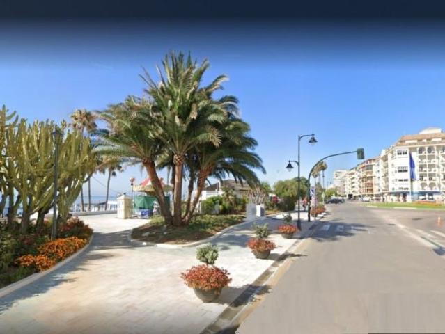 Local comercial en venta Estepona