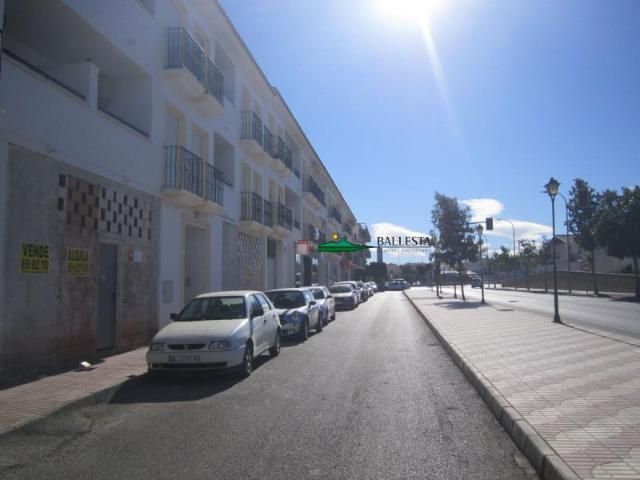 Local comercial en venta Huércal Overa