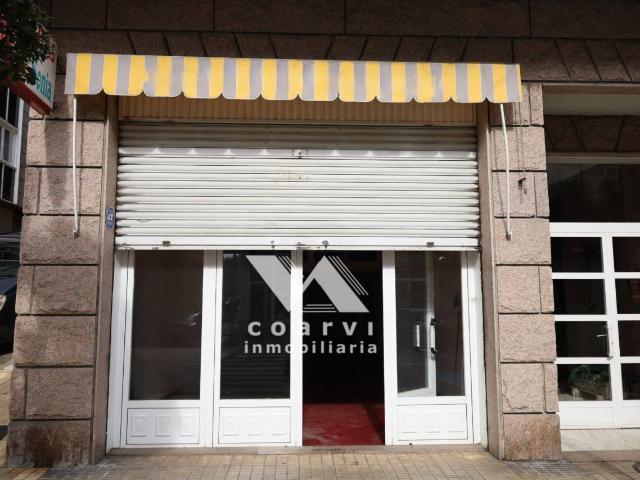 Local comercial en venta o alquiler en A Valenzá