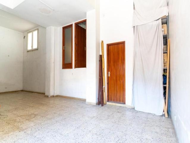 Local comercial en venta Olesa de Montserrat