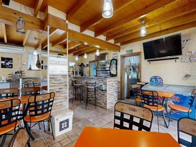 Local comercial en venta Oliva