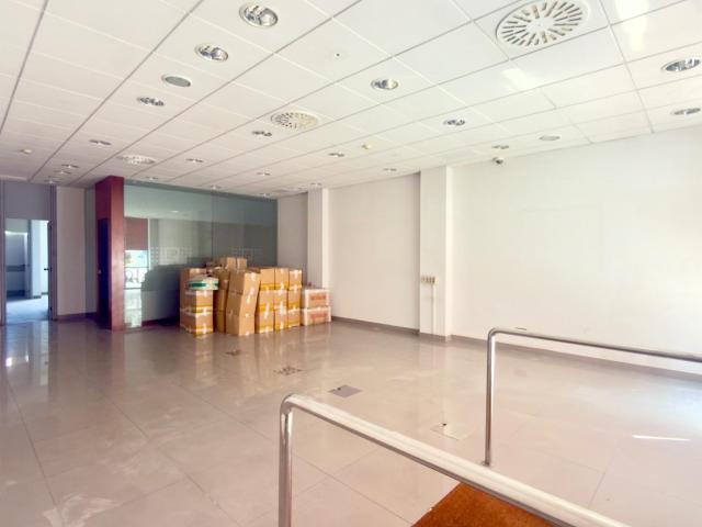 Local Comercial en Venta Orense Centro de gran tamaño