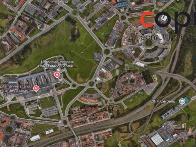 Local comercial en venta Oviedo