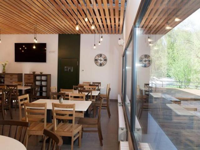 Local comercial en venta Oviedo