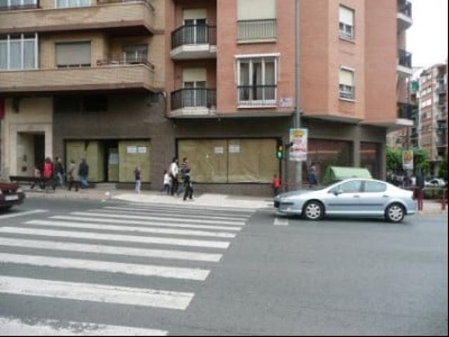 Local comercial en venta Logroño