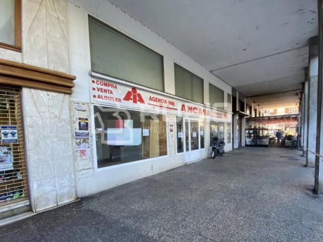 Local comercial en venta Laredo
